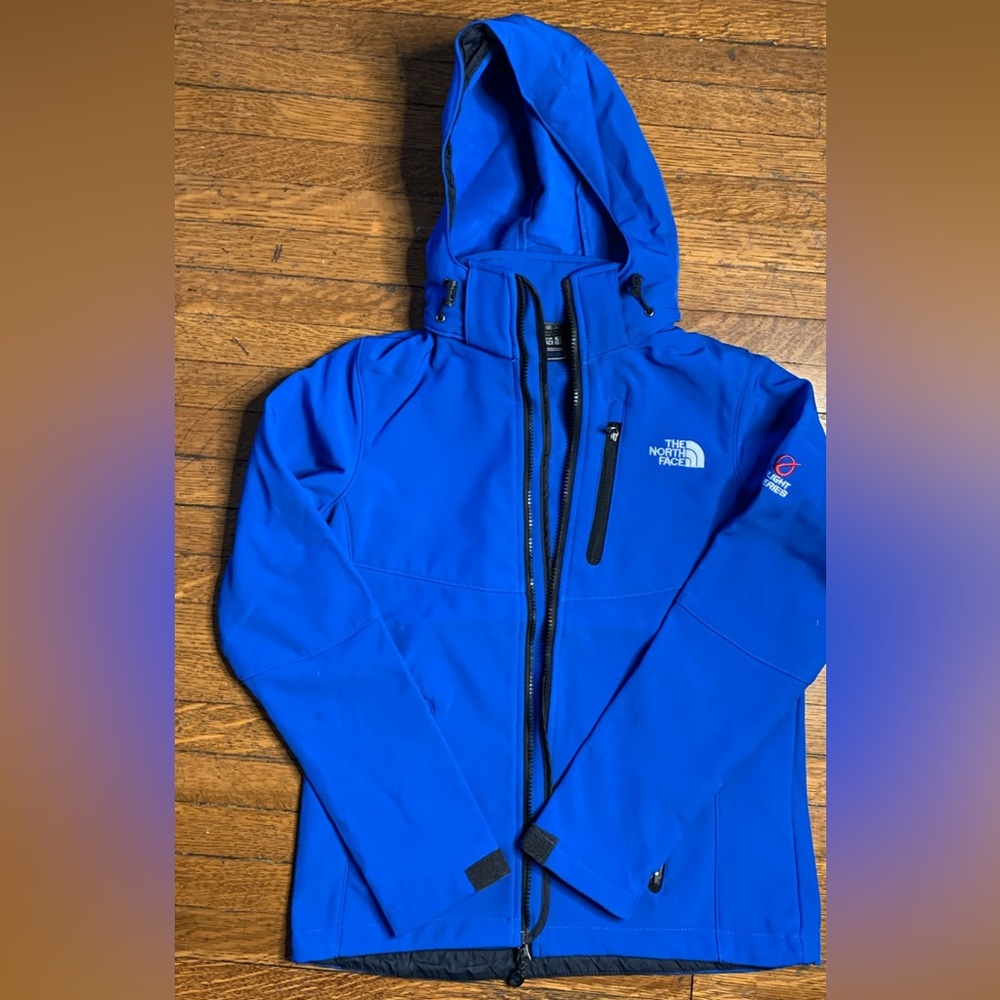 Northstar jacket. Breathable. Waterproof. Unworn. Size small (youth)